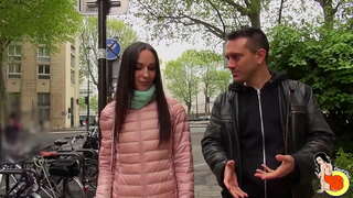 Lilu Månen sodomized på beste måte