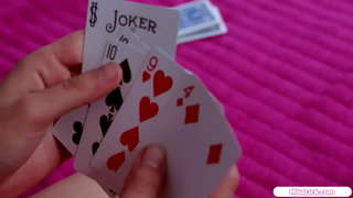 Μικρά βυζιά ξανθιά έχει μια πραγματική κούκλα στο δωμάτιό της.Φιλιούνται και να γλείψω τα βυζιά της πριν γλείφει το ξυρισμένο μουνί της.Αυτή facerides το petite μωρό μου σε 69er