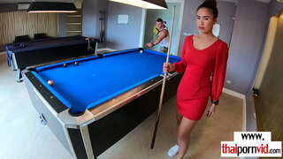 ���หญ่ boobed มือสมัครเล่นแน่นอนคนเอเชียนังร่านพังโดยใหญ่สีขาวดิ๊ก