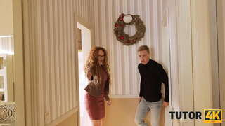 TUTOR4K. Tipo enojado arrastra experimentado tutor en acontecimiento inolvidable