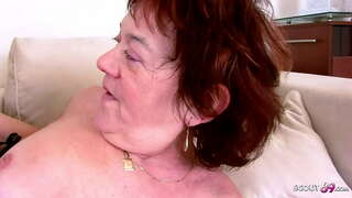 EXTREM AL ROTSCHOPF REIFEN FÄNKE SI MASTURBÉIEREN AN VERFÜHREN SEX VU JONKE MANN