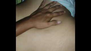 Кайчан йортында беркемне дә юк, кирәк файдаланырга вакыйга.