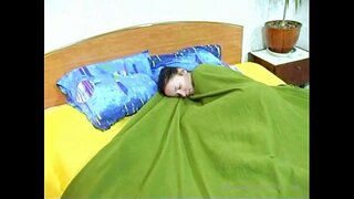 ���మె ఉంది. ఆమె సెక్స్ గురువు