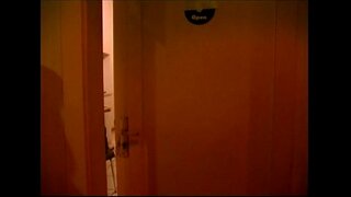 Mægtige elskerinde giver et godt håndjob