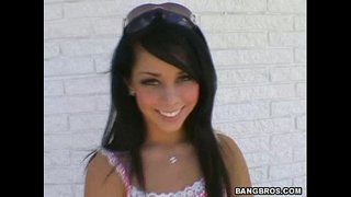 BANGBROS - રેસ્ટરૂમ વાહિયાત