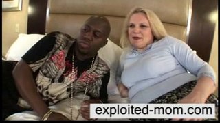 La abuela hace su 1er polla grande y negro en el Video Interracial