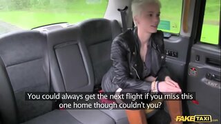 ���नावट टॅक्सी गरम तापट उग्र मागच आसन स्त्री पुरुष समागम