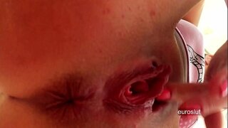 Euroslut शौकिया निजी हस्तमैथुन Vid लागि लिपिबद्ध मित्र उजागर