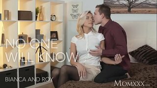 Kakaho tari rangatira, he koa ia i tinihanga ki runga i te te tane ki te tari j.