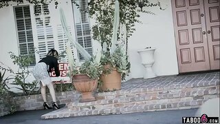 Gedé titted realtor rumaja ngajadikeun yakin manéhna ngajual imah