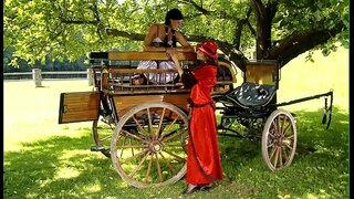 Angylion yn rhoi cunnilinguses