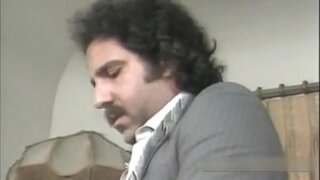 Մազերով Բրիտանուհին Տղամարդ Մեջը