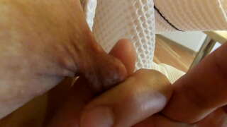 Anali-bżieżel Mara milwi u miġbuda u miġbud bħal tal-gomma Asjatiċi-bżieżel