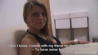 MAGANDANG MODELO, BROWN PARA SA PERA!