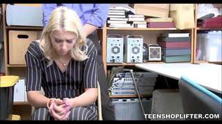 TeenShoplifter.com - Teen Shoplifter Kunye Ezincinane Tits Yenza Fuck Ibandakanye Ilahleko Zokuthintela Igosa