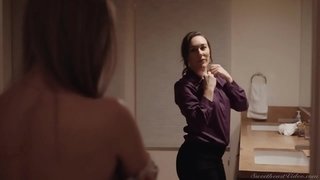 ÇOX SEKSUAL QIZLAR AYRILIQDAN SONRA GÖRÜŞÜRLƏR VƏ SEVGİ VERİRLƏR